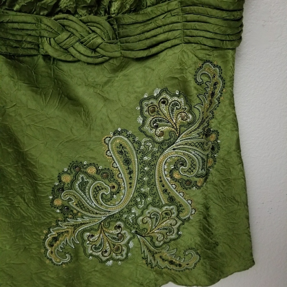 Top - Picture 2 of 3